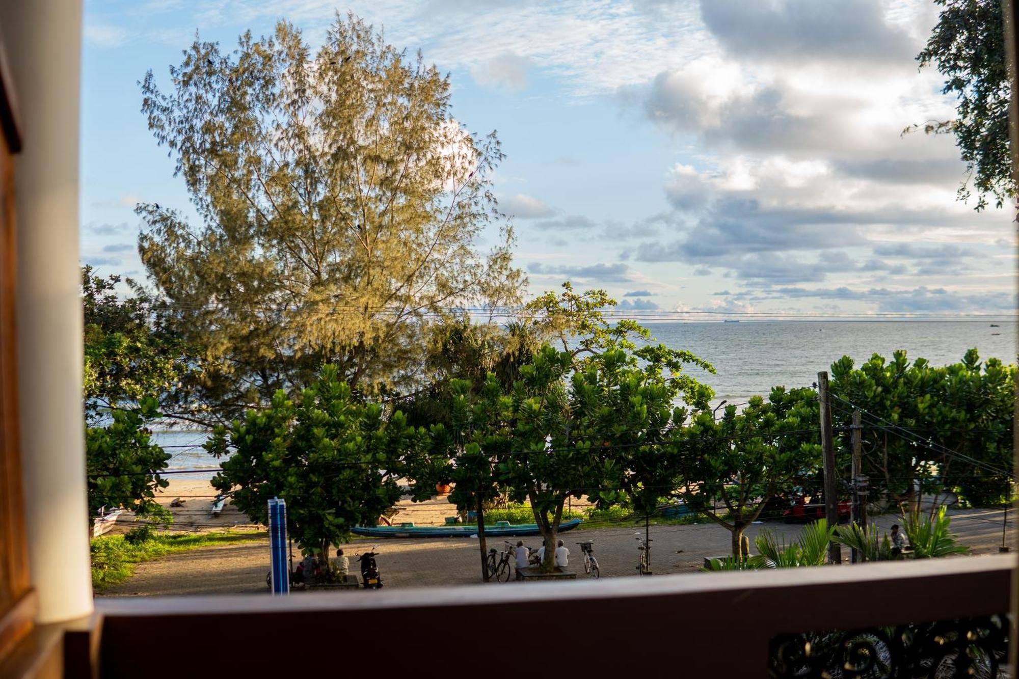 New Golden Bay Resort Велигама Экстерьер фото