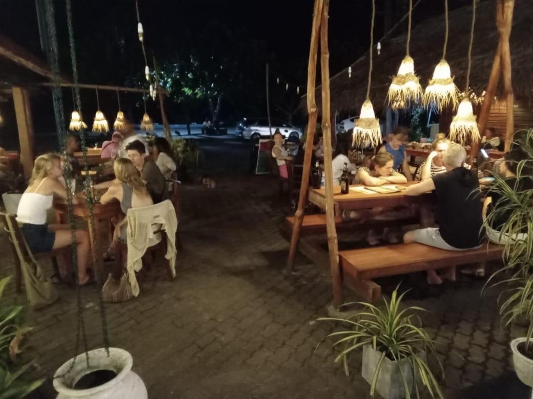 New Golden Bay Resort Велигама Экстерьер фото